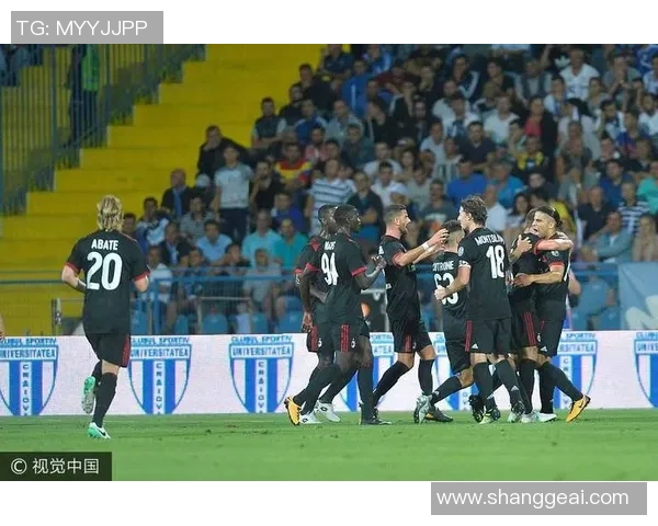 米兰对克拉约瓦精彩直播全程回顾与赛后分析 米兰对克拉约瓦精彩直播全程回顾与赛后分析