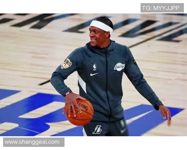 鹈鹕对决活塞隆多展现球场魅力与战术智慧的精彩较量 鹈鹕对决活塞隆多展现球场魅力与战术智慧的精彩较量