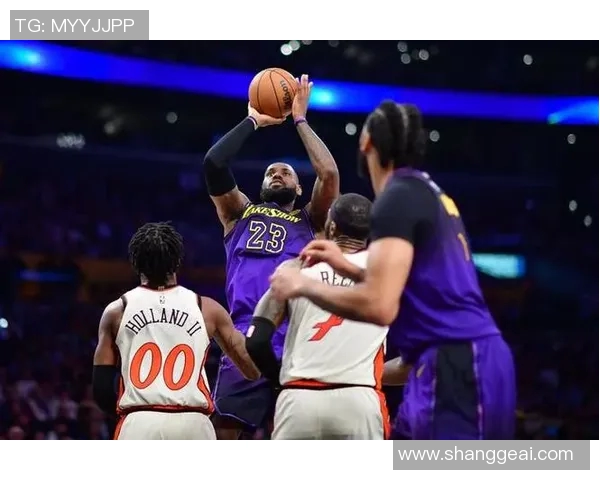 湖人对阵活塞2020赛季精彩回顾与精彩瞬间分析