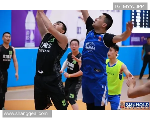 广州与成都篮球队赛后分析力量对比与战术探讨MBA