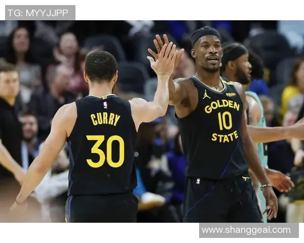 308勇士与开拓者激战正酣谁能在这场对决中笑到最后 308勇士与开拓者激战正酣谁能在这场对决中笑到最后