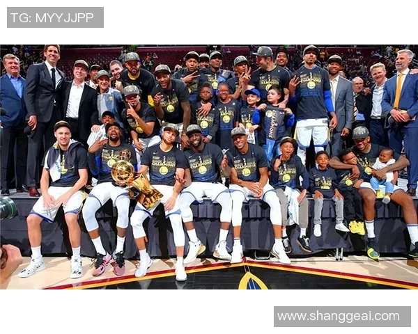 勇士与马刺总决赛第七场激战回顾与精彩瞬间解析