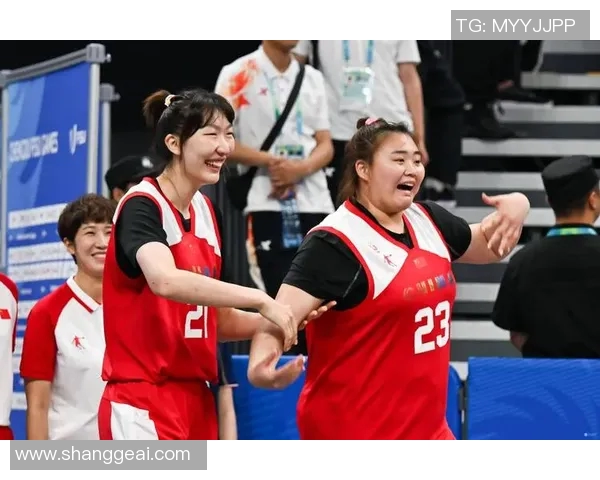 辽宁女篮对决广东女篮巅峰对决谁能笑到最后